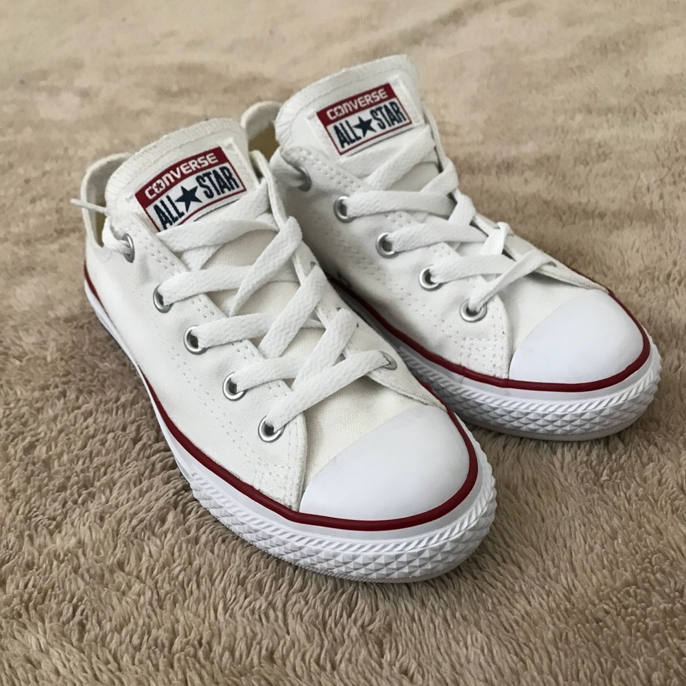 Converse Chuck Taylor All Star Low Top Sneakers